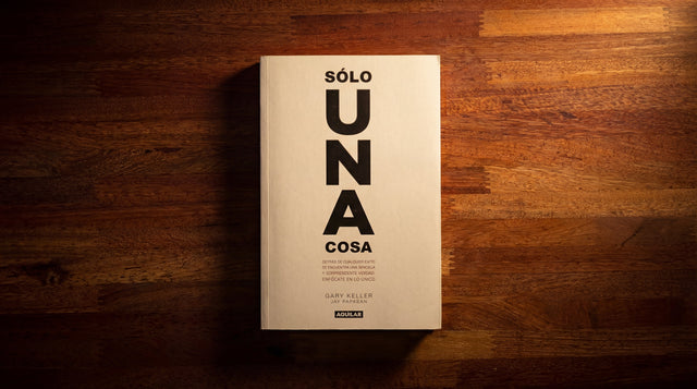 Más allá del "Hustle": Por qué el éxito extraordinario exige hacer "Una sola cosa"